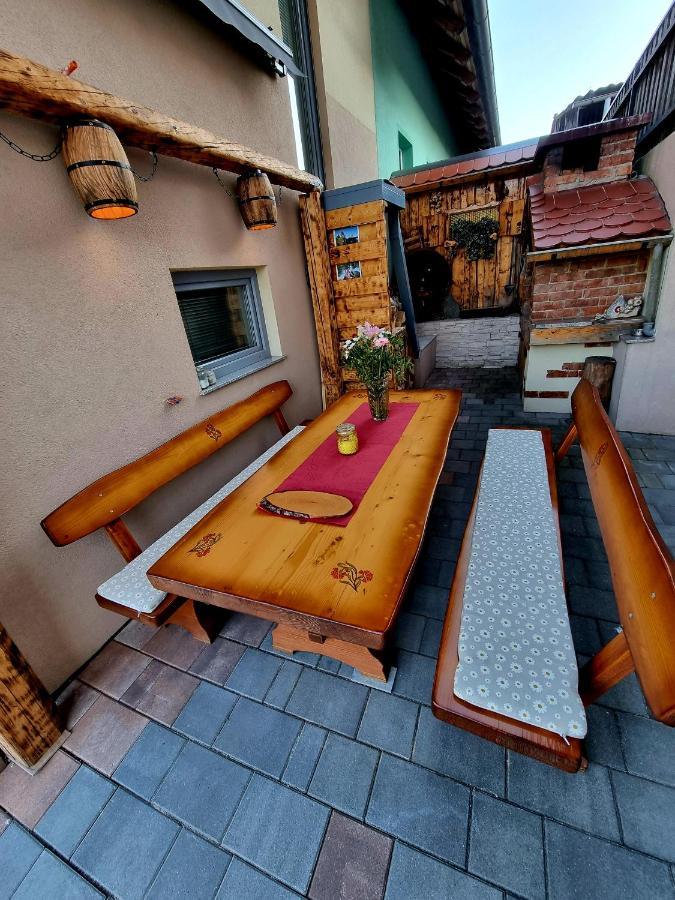 Gartnar Home -Hiska S Pridihom Domacnosti In Pogledom Na Hribe. Radovljica Bagian luar foto